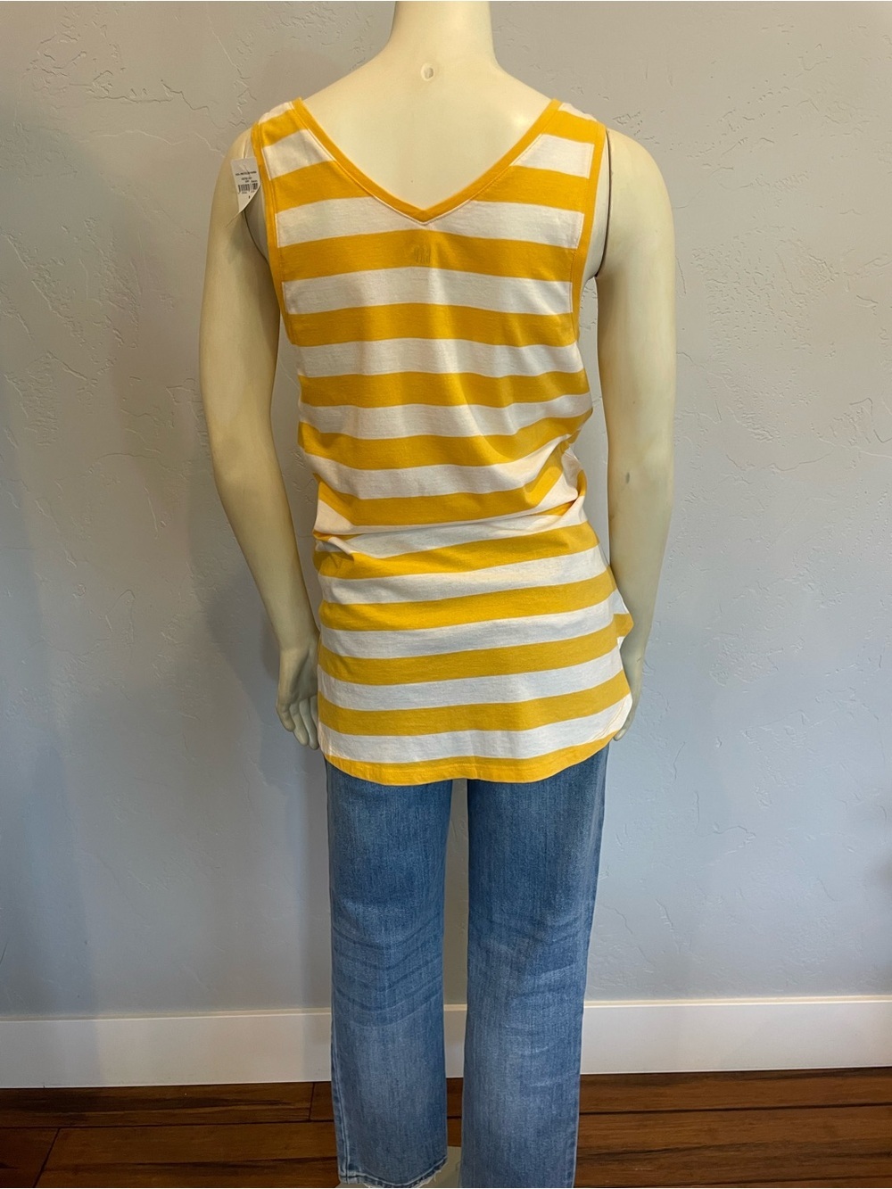 NWT gap 100% cotton royal yellow and White Striped V-Neck maternity Tank Top S - Picture 3 of 7